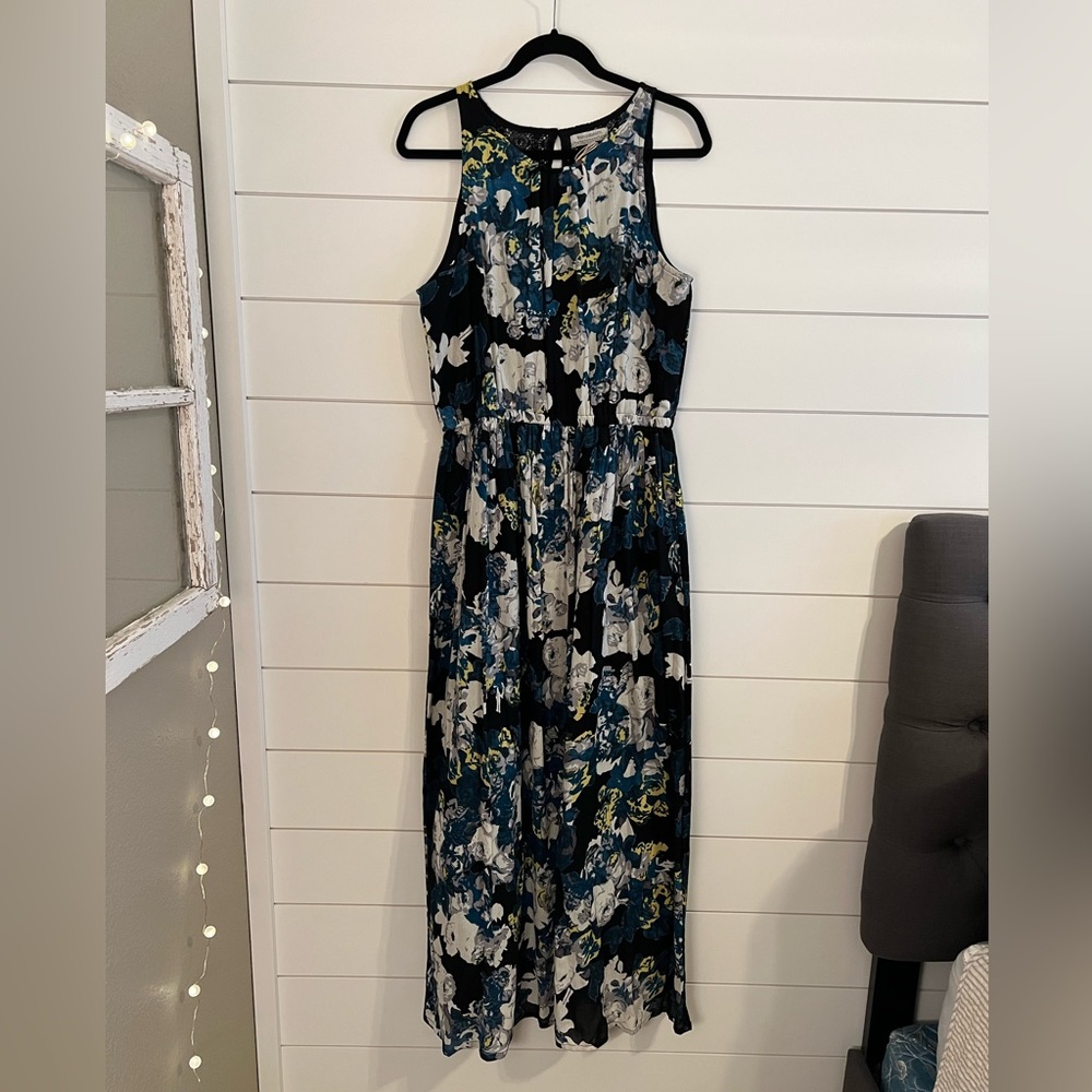 NWT Floral Maxi Dress